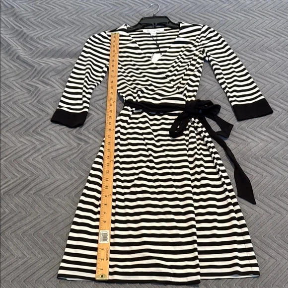 NWT DVF New Julian Two Black/White Stripe Wrap Dress - Picture 3 of 10